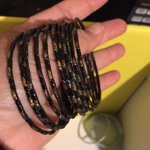 INDIAN BANGLES - Picture 4 of 9